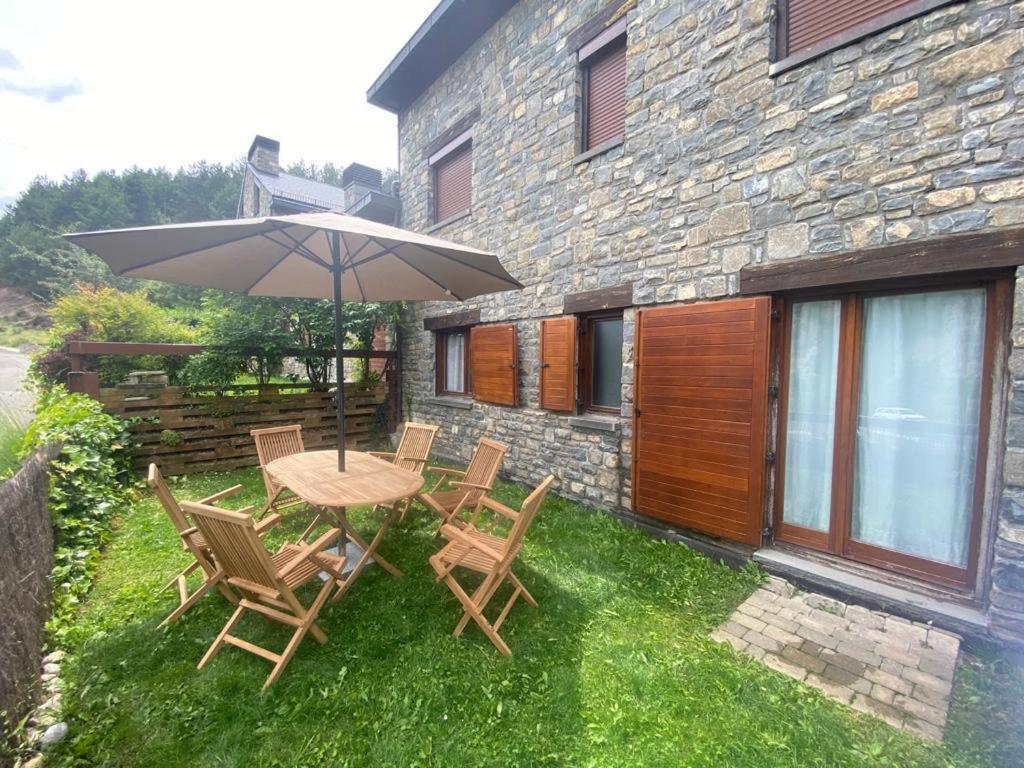 Fantastico Apartamento Con Jardin En Castiello De Jaca Vut Hu-20-007 Exterior photo